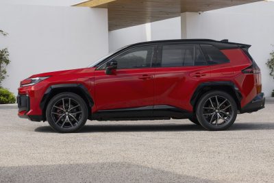 Toyota RAV4 PHEV GR Sport laterale