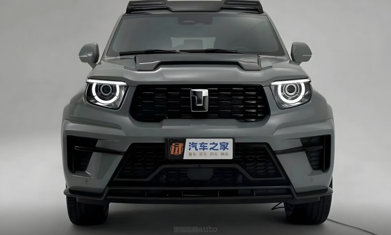 Frontale del fuoristrada GWM Tank 700