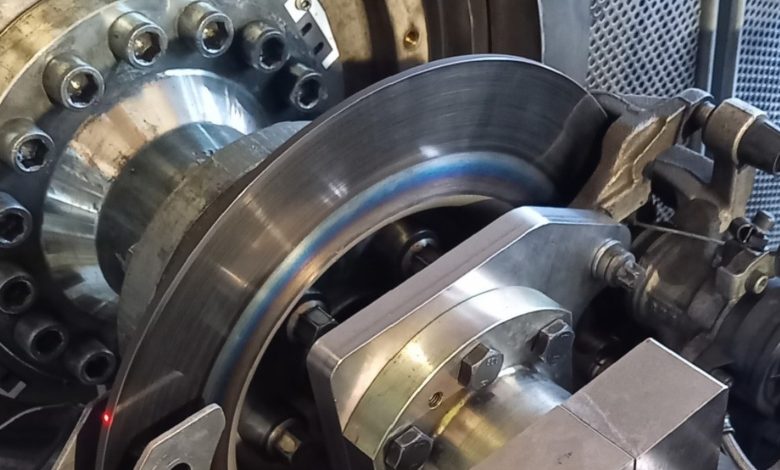 dischi in acciaio inox durano oltre 300.000 km