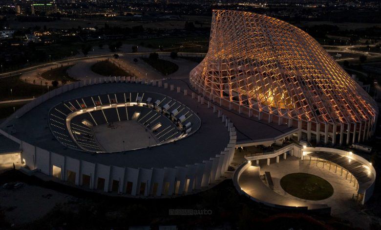 Ferrari Luce debutta alla Vela di Calatrava a Roma
