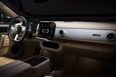 Ferrari Luce plancia abitacolo