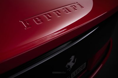 Ferrari Luce logo Cavallino Rampante