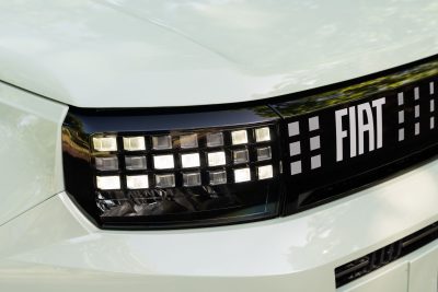 Fiat Grande Panda Turbo 100 fari pixel anteriori