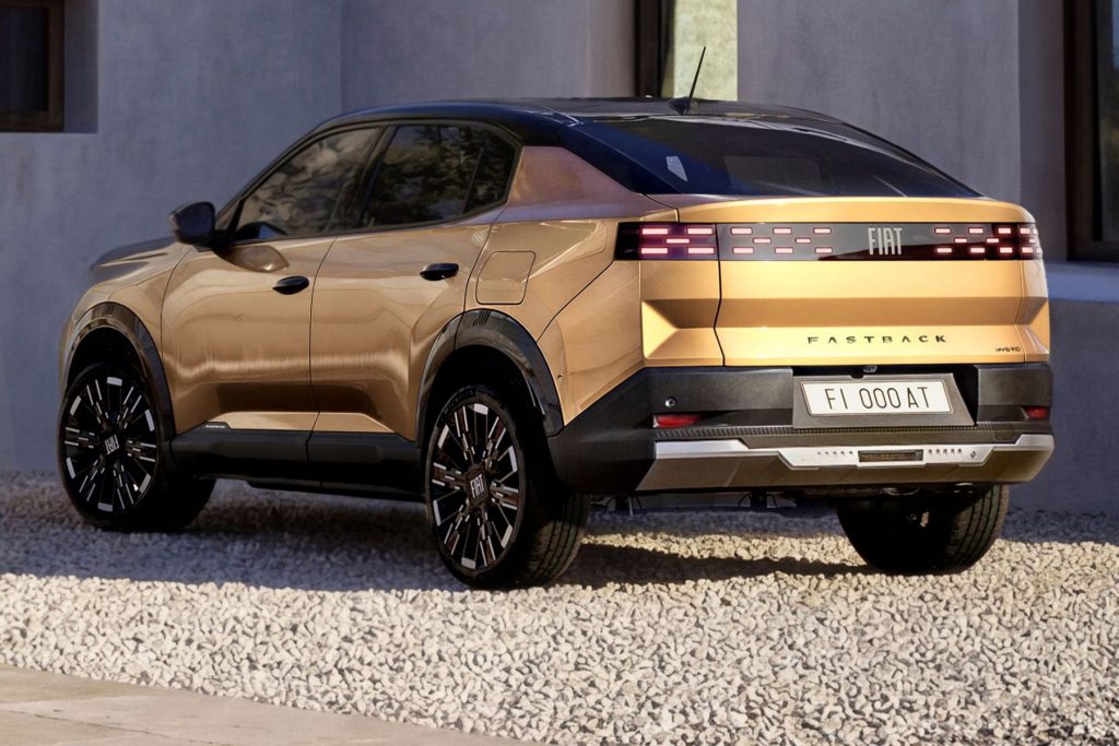 Nuova Fiat Grizzly disponibile nella versione a 7 posti e Fastback