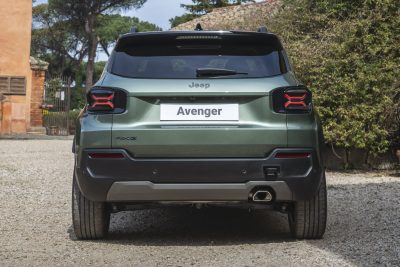 Jeep Avenger 4xe 85th anniversary posteriore