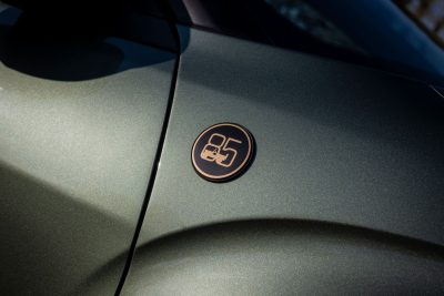 Jeep Avenger 4xe logo 85th anniversary