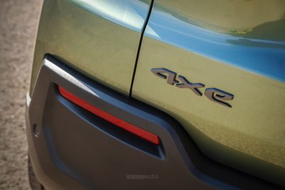 Jeep Avenger 4xe 85th anniversary logo portellone posteriore
