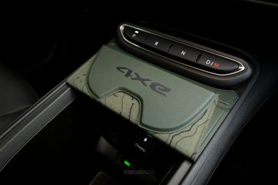 Jeep Avenger e-Hybrid 4xe comandi del cambio automatico