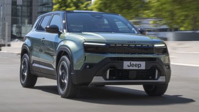 Jeep Avenger e-Hybrid su strada