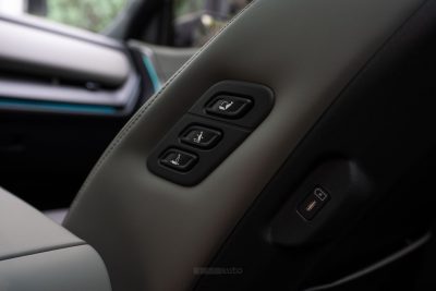 Kia Seltos comando del sedile elettrico anteriore