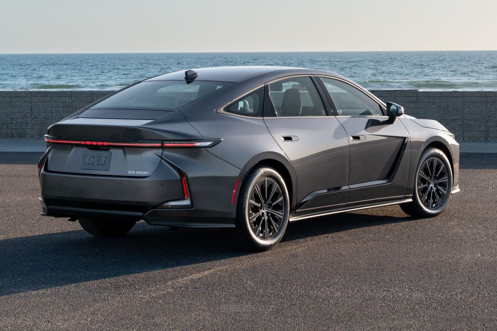 Lexus ES 350h Premium posteriore 3/4