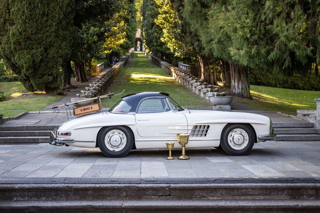 La Mercedes-Benz 300 SL Roadster del 1963 vince la Coppa d’Oro Villa d’Este