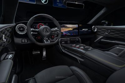 Mercedes-AMG GT 63 Coupé 4 plancia abitacolo