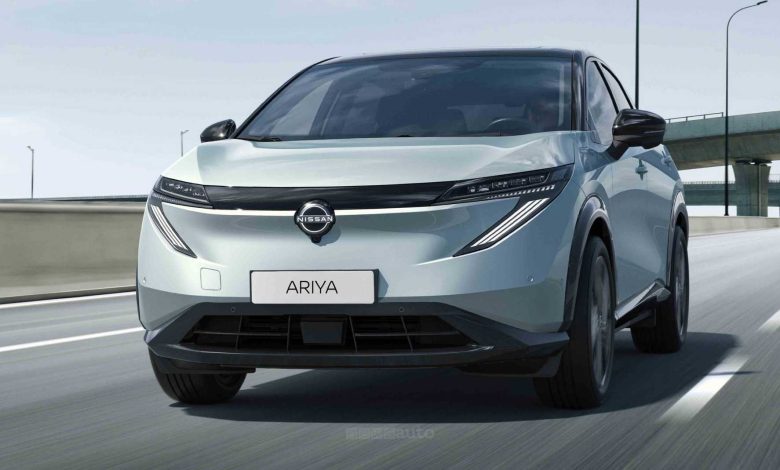 Nuova Nissan Ariya 2026 in movimento