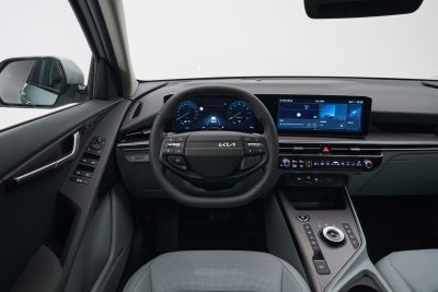 Nuova Kia Niro plancia abitacolo