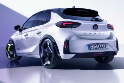 Opel Corsa GSE posteriore 3/4