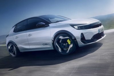 Opel Corsa GSE in pista