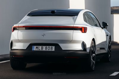 Polestar 4 Coupé posteriore 3/4