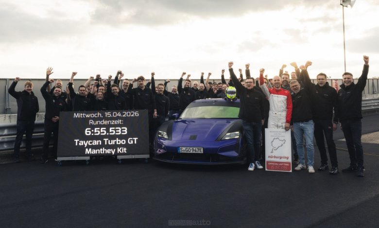 La Porsche Taycan Turbo GT con kit Manthey ha girato al Nürburgring in 6:55.333