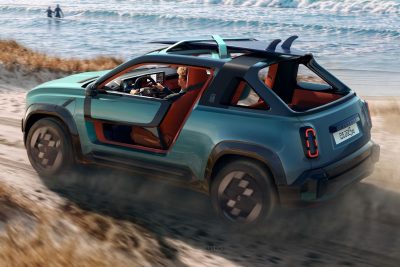 Renault 4 JP4x4 Concept in azione sulla sabbia