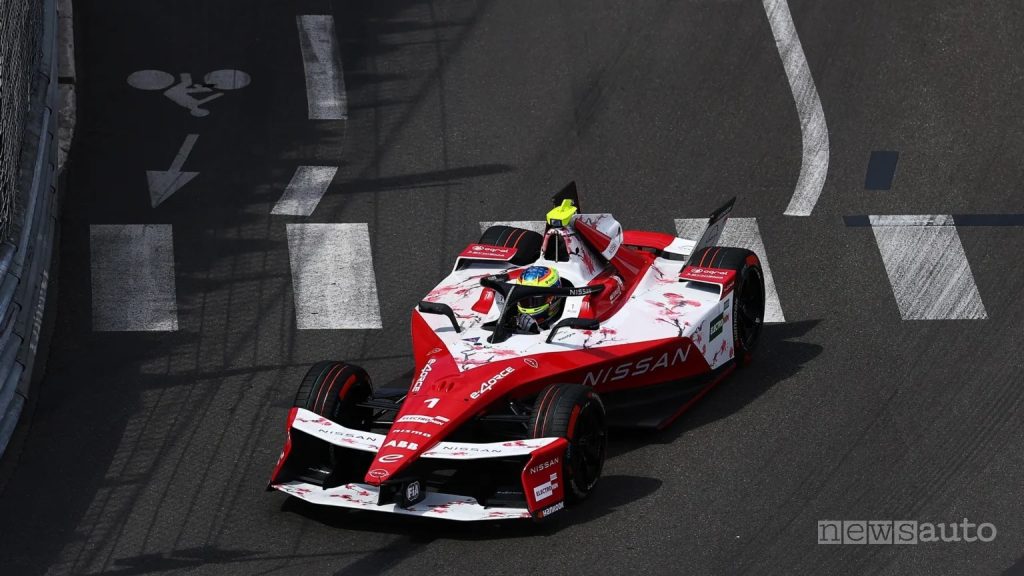 Rowland-durante-il-Formula-E-Montecarlo-ePrix-2026
