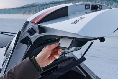 Skoda Epiq raschietto per il ghiaccio nel portellone posteriore