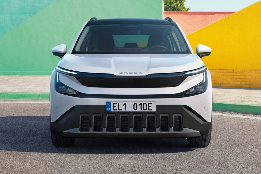 Skoda Epiq frontale, firma luminosa