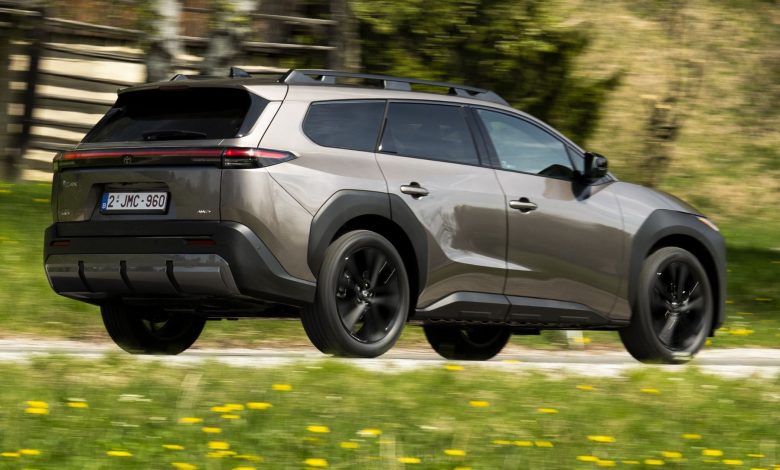 Toyota bZ4X Touring su strada