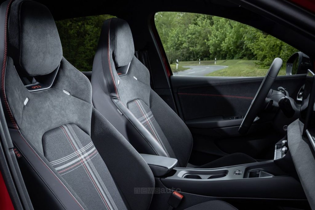 Volkswagen ID. Polo GTI sedili anteriori