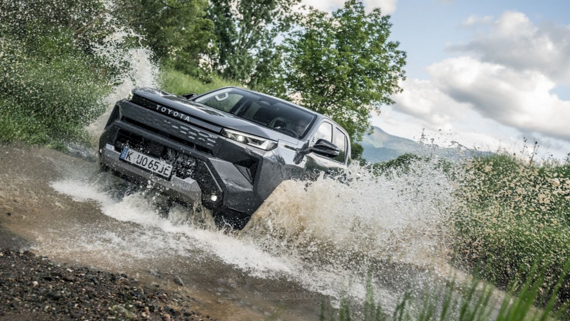 Nuovo Toyota Hilux BEV: novità versione elettrica, caratteristiche e prezzo