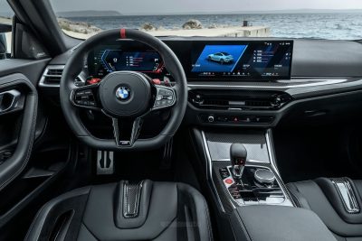 BMW M2 M xDrive plancia abitacolo