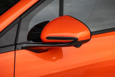 BYD Dolphin G DM-i telecamera nello specchietto laterale