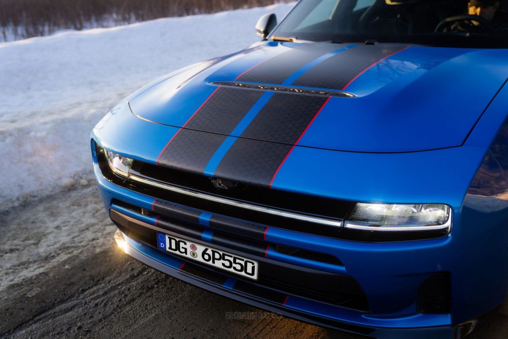 Dodge Charger Sixpack R/T fari e paraurti anteriore