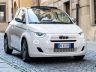 Fiat 500 Hybrid Cabrio Dolcevita su strada