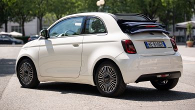 Fiat 500 Hybrid Cabrio Dolcevita posteriore 3/4