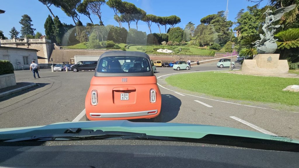 Fiat Topolino su strada a Roma