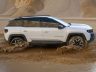Jeep Compass 4xe in azione in off road