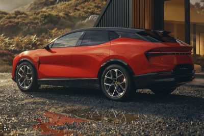 Lotus Eletre X posteriore 3/4