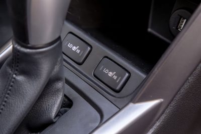 Suzuki S-Cross Hybrid comandi dei sedili riscaldati