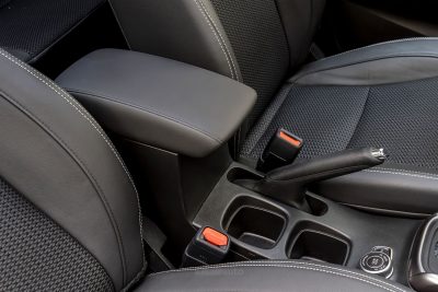 Suzuki S-Cross Hybrid leva del freno a mano
