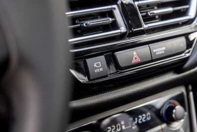 Suzuki S-Cross Hybrid comandi della plancia