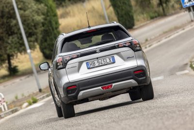 Suzuki S-Cross Hybrid test su strada
