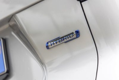 Suzuki S-Cross badge Hybrid portellone posteriore