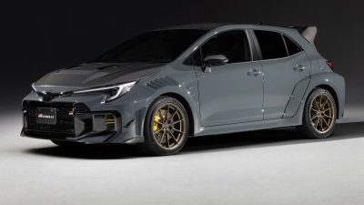Toyota GRMN Corolla anteriore 3/4