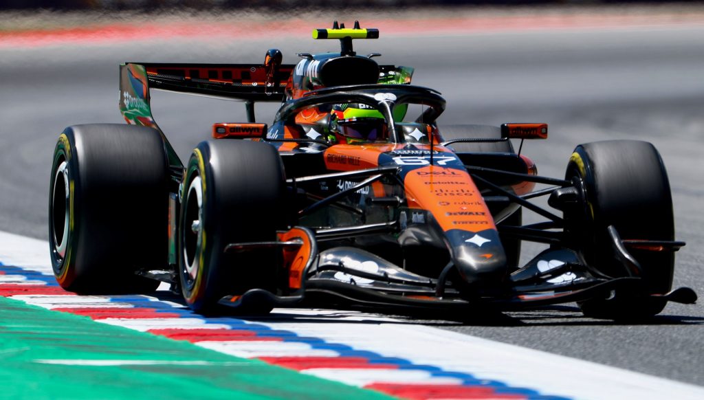 Leonardo Fornaroli test Haas, durante le Prove Libere 1 del GP di Barcellona