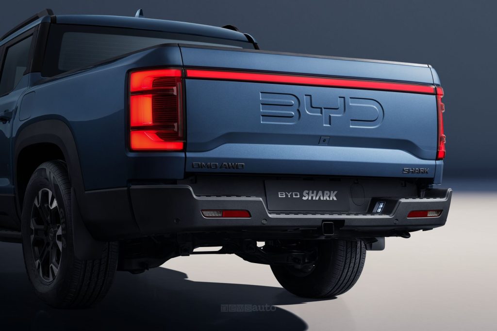 BYD Shark paraurti e sponda del cassone posteriore