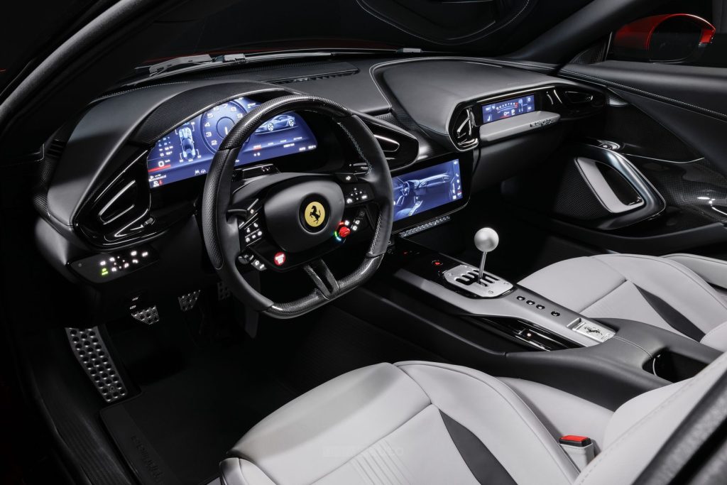 Ferrari 12Cilindri Manuale plancia abitacolo
