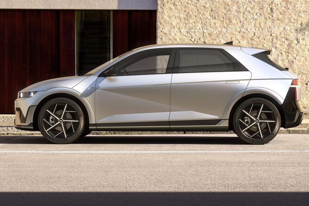 Hyundai Ioniq 5 2027 laterale