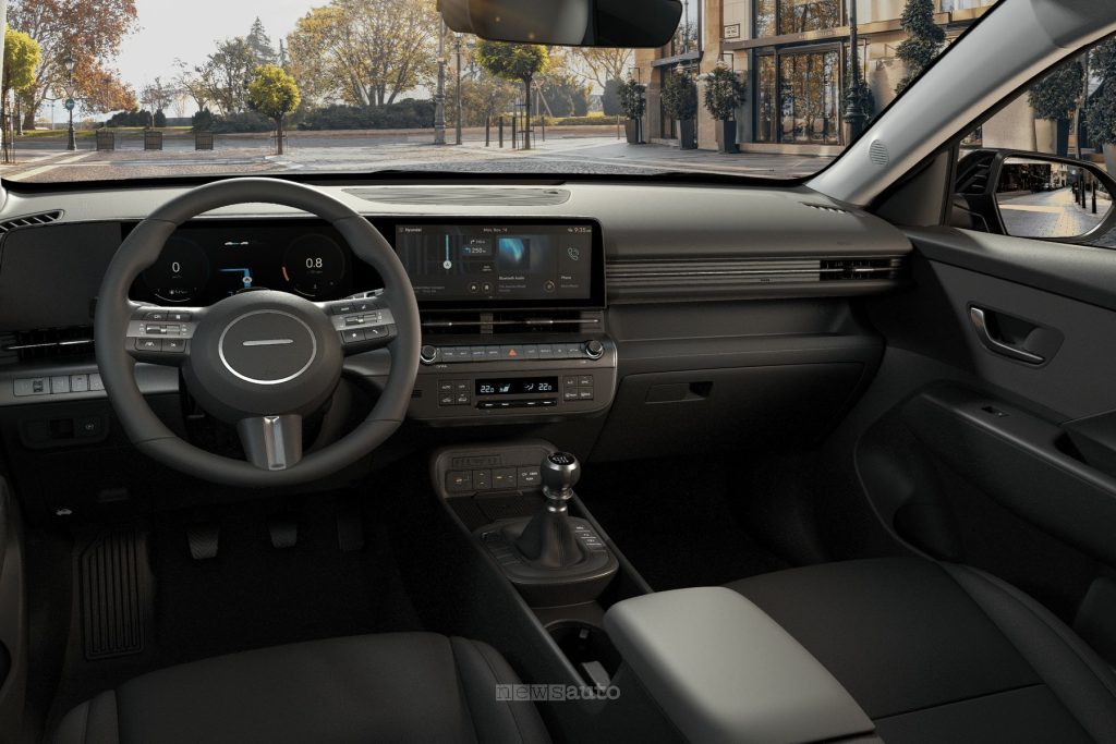 Hyundai Kona Dark Line plancia abitacolo