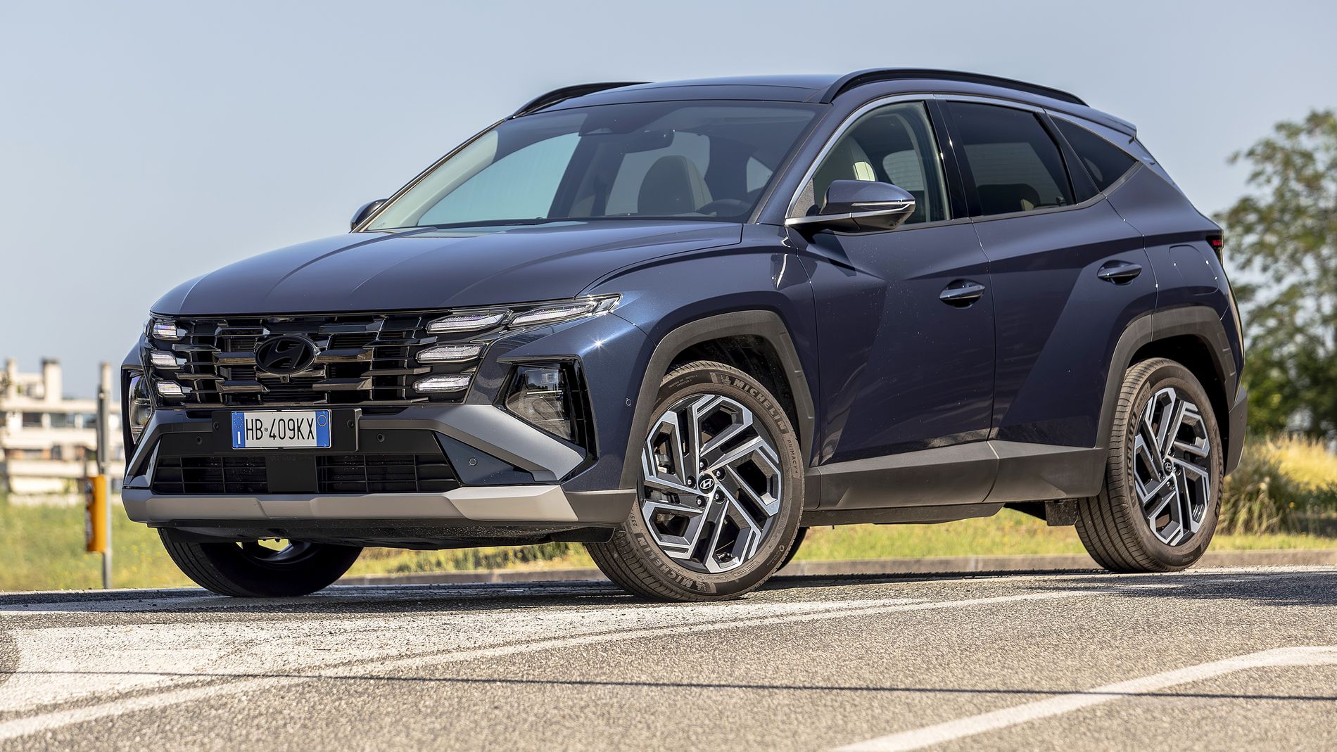 FOTO Hyundai Tucson Exellence, carrozzeria, abitacolo e interni, FOTOGALLERY